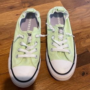 NWT low top converse lime green neon color